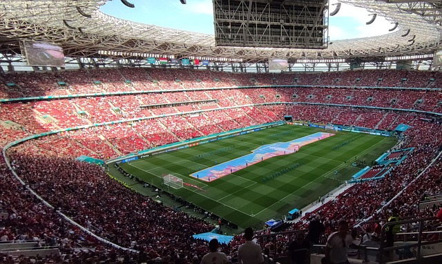 汉堡vs云达不莱梅：法比奥-维埃拉、洛孔加首发，菅原由势、施密德出战